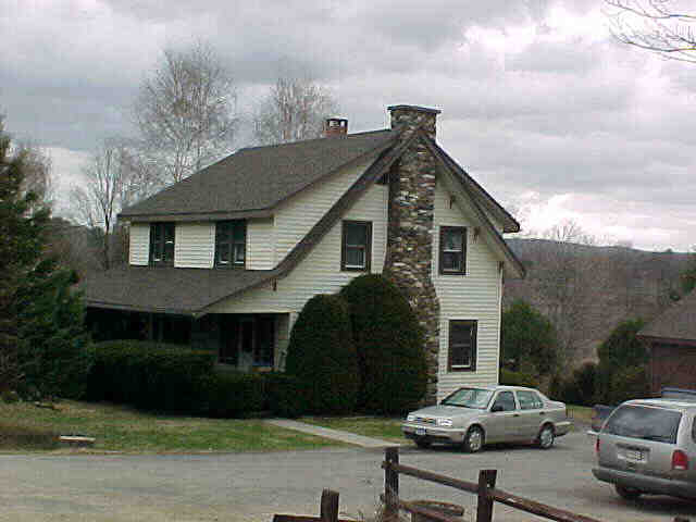 Building photograph for 124 INDIAN MOUNTAIN ROAD